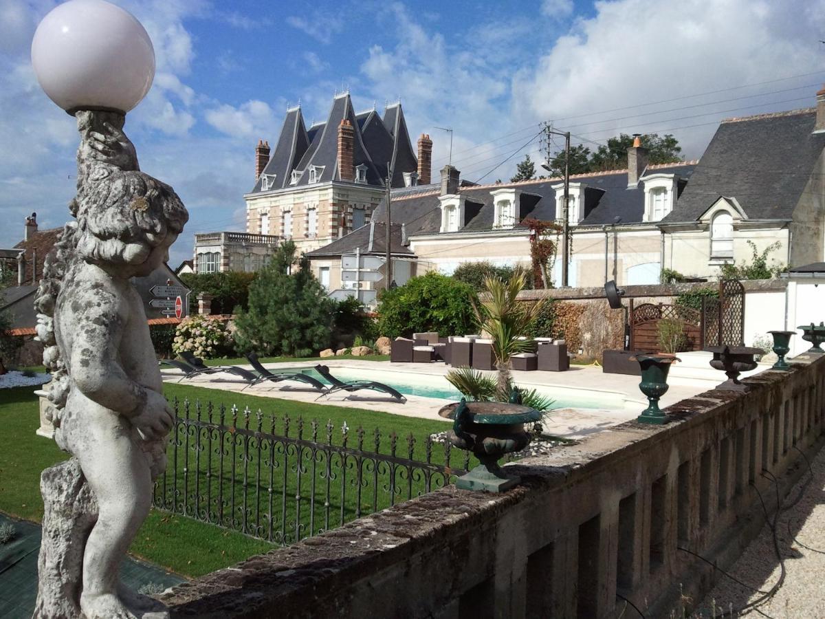 Villa le petit nid à Neuillé-le-Lierre Chambre photo